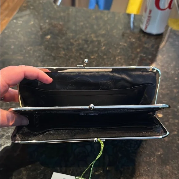 Vera Bradley kiss lock Wallet - Picture 3 of 3